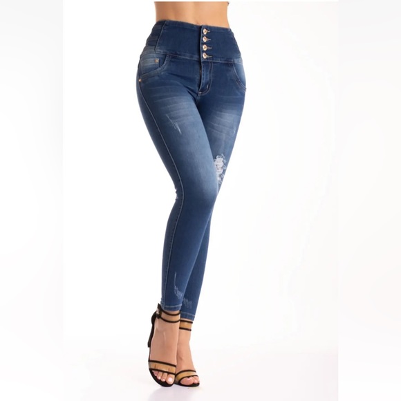 Veros Colombian jeans levanta cola dice 10 Colombia 5/7 USA - Picture 1 of 3